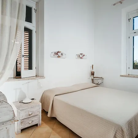 Ferienwohnung Nido Del Pellegrino Favignana Exterior foto
